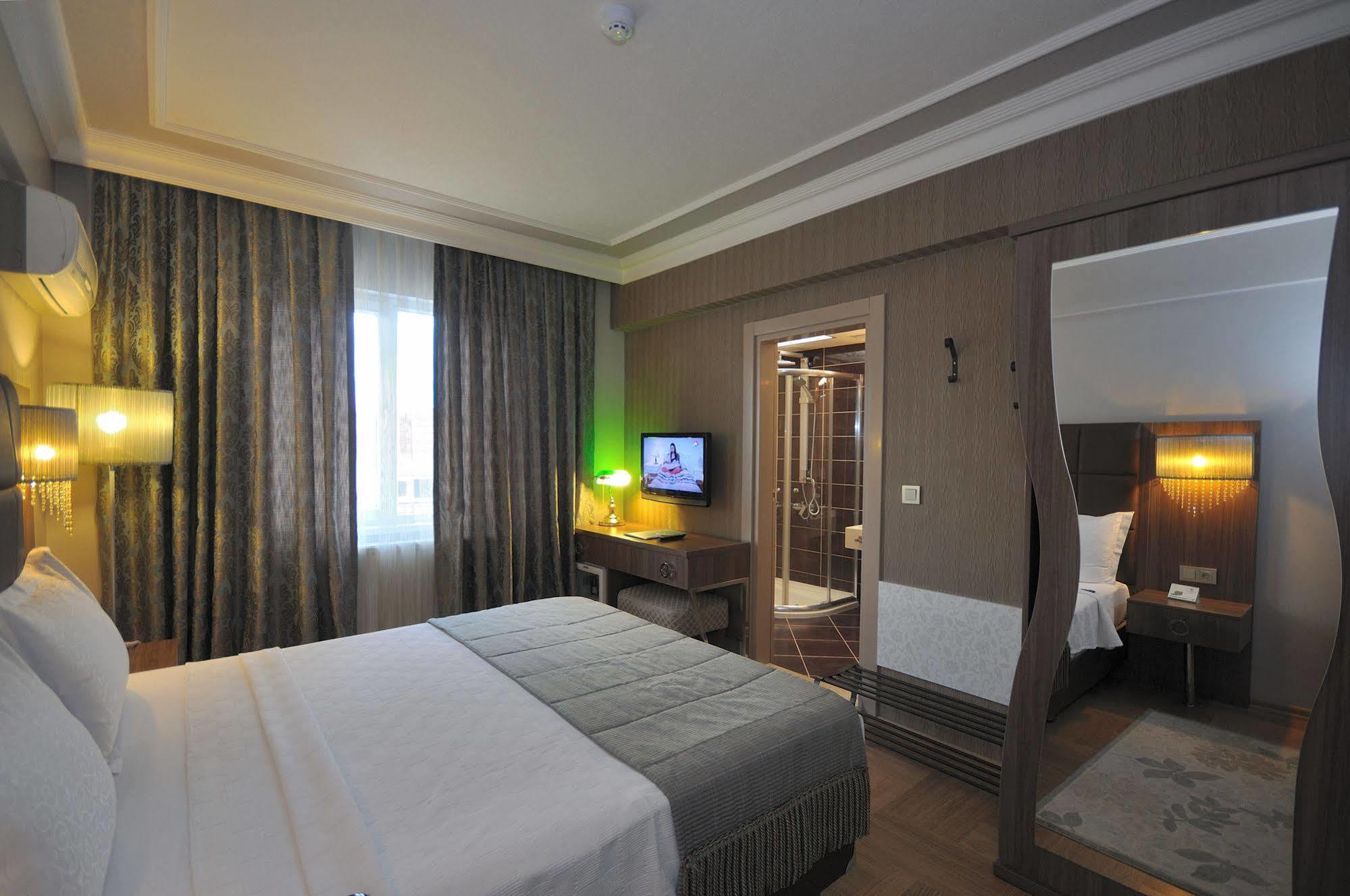 Grand Atakum Hotel Samsun Bagian luar foto